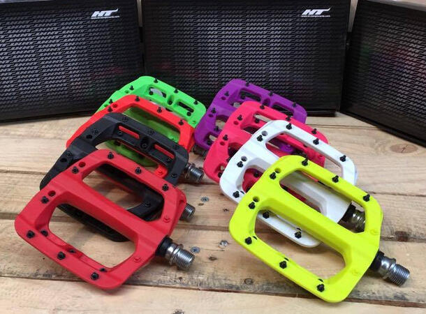 HT PA03A Platformpedal Nylon Composite, 107x105mm,16-pins,345gr 