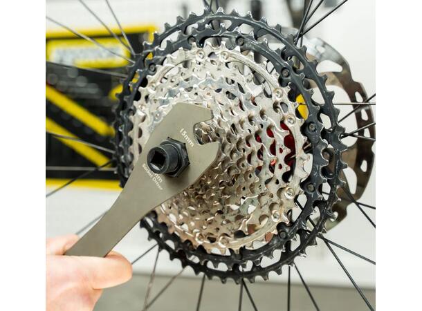 Pedro's HG Kassettavtager 3/8"pipe, Shimano, u/pinne 