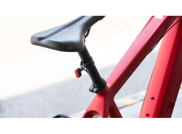 Supernova TL3 S Mini Baklykt 12V 0.8W, 12V, Sort, 9g, Setepinne 