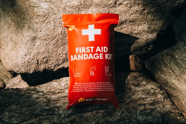 SendHit First Aid MTB Bandasjesett 12.5x7x4 cm, 45gr 