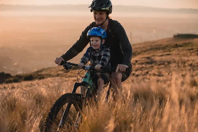 Kids Ride Shotgun 2.0 Barnesete Front montert 